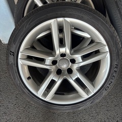 Audi純正ホイール タイヤ付きの画像