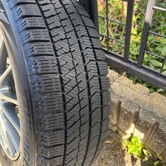 スタッドレスタイヤ　2021年　205/65R16 ヤリスクロスの画像