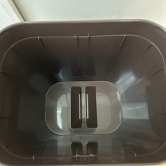 ゴミ箱の画像