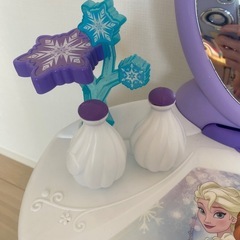 アナ雪　エルサドレッサーの画像