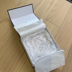 CHANELの箱の画像