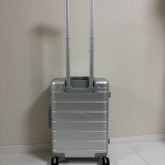 xiaomi スーツケース アルミ製の画像