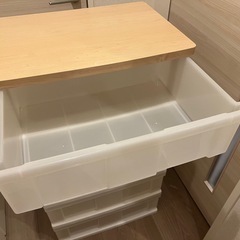 衣装ケースの画像