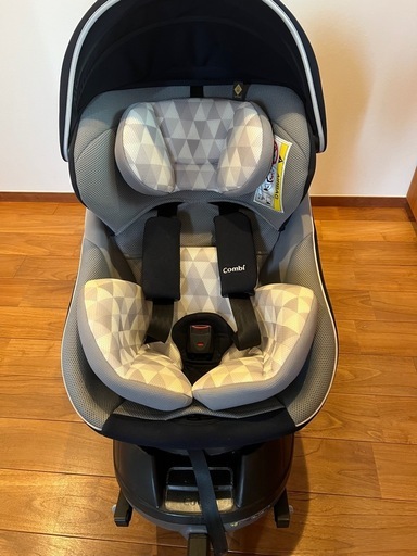 【お値下げしました！！】コンビ　クルムーヴ　スマート　isofix
