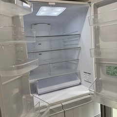 2018年製両開きHITACHI冷蔵庫の画像