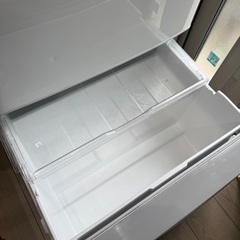 2018年製両開きHITACHI冷蔵庫の画像
