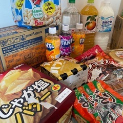 食品詰め合わせセット❣️ お菓子 ジュースなど詰め合わせの画像
