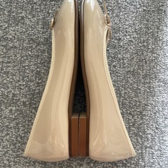 ベージュパンプス　22㌢の画像