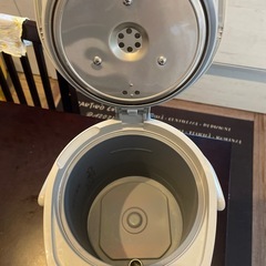 ジャンク品　湯沸かしポットの画像