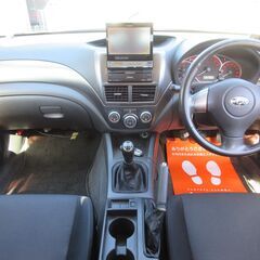スバル　インプレッサ 　Ｓ－ＧＴ　スポーツパッケージ  ４ＷＤ　５ＭＴ　ダウンサス　エグザスマフラー　ストラッドタワーバー　ＳＴＩグリル　ＨＩＤ　純正１７ＡＷ　ＥＴＣ　ＣＤオーディオ　クルーズコントロール　キーレスエントリーの画像