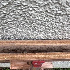 ぞうきんを挟んで掃除する棒の画像