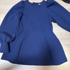 女性向けワンピースなど複数の画像
