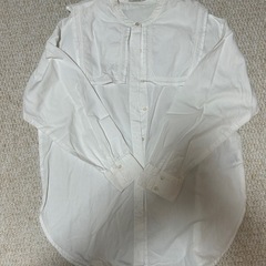 長袖ブラウスの画像