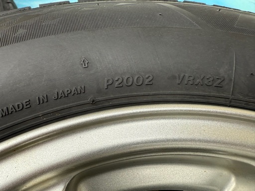 中古バリ溝BRIDGESTONE BLIZZAK VRX3 165/70R14 アルミホイル 付き4本セット ブリヂストン ブリザック