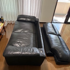 ソファの画像