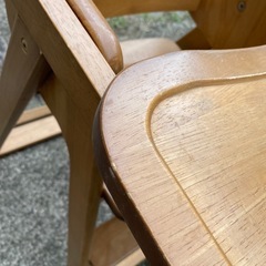 木製ベビーチェア 背もたれ付き　ウォルナット製の画像