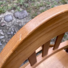 木製ベビーチェア 背もたれ付き　ウォルナット製の画像