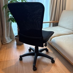 デスクチェアの画像