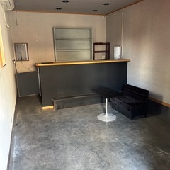 山形空港近く木造2階建て店舗の画像