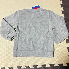 新品タグ付✨トミカ✨キッズ100サイズ✨秋冬✨長袖✨子供服の画像