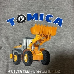 新品タグ付✨トミカ✨キッズ100サイズ✨秋冬✨長袖✨子供服の画像