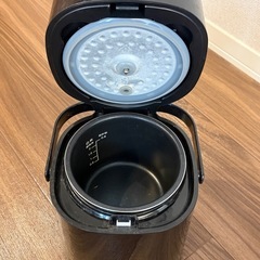 炊飯器の画像