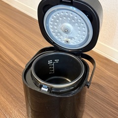 炊飯器の画像