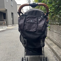 ベビーカー（マット、ポーチ付）の画像