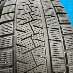 PIRELLE ピレリ225/50R17 19年製の画像