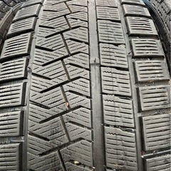 PIRELLE ピレリ225/50R17 19年製の画像
