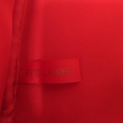 エスティローダーの化粧ポーチの画像