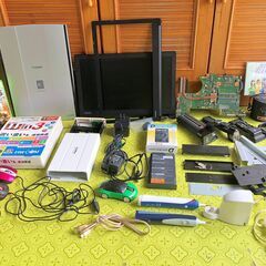 ￥0✨断捨離✨　主にPC関係と古いカメラ関係等などの画像