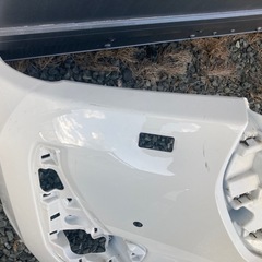 ハイラックスGUN125後期バンパーの画像