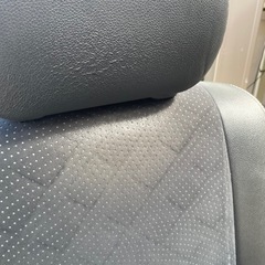 ハイエース　ダークプライム運転席シート　座席の画像