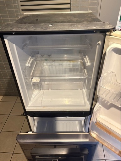 （運送費込）(即日、深夜ok)SHARP 2012年　314L