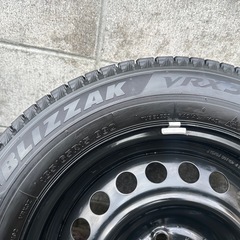 スタッドレスタイヤ　185/65R15 ホンダシャトル用ホイル付き
の画像