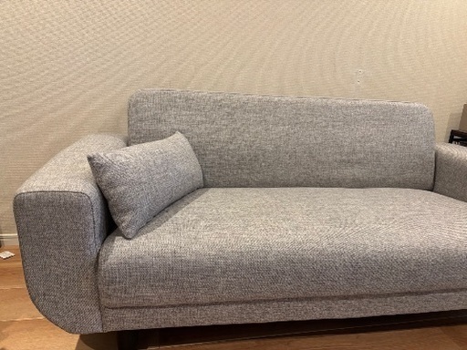 【美品】グレーのファブリックソファ