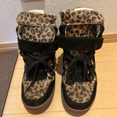 インヒール　スニーカー　23.5cmの画像