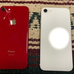 美品 iPhone SE2 & 8 2台セットの画像