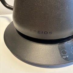 【美品】EPEIOS エペイオス 電気ケトル 2022年購入 ※10/24以降引渡しの画像