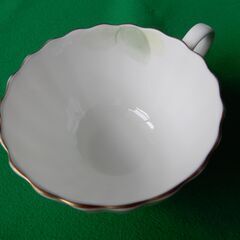 NIKKO FINE BONE CHINA 花柄カップ＆ソーサー　２セットの画像