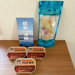 【市内配達無料】タオルウォーマー＋新品コンパクトテーブルなど鰻のおまけ付き合計17点の画像