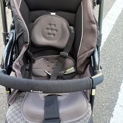 コンビAB型ベビーカーの画像