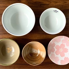 食器の画像
