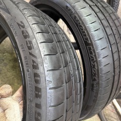 235/40r19  タイヤ2本　ダンロップタイヤの画像