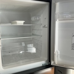 早い者勝ち🏆✨ニトリ2021年製NTR-106BK全定格内容積106L汚れ•傷•ヘコミあり💦黒ブラック冷凍•冷蔵庫の画像