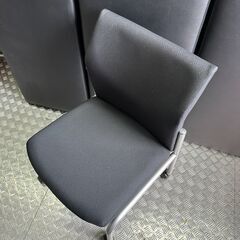 店頭引き渡し 中古 TOYOSET ミーティングチェア 椅子 ブラック オフィスチェア 家具の画像