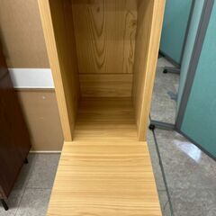 ★リユースのサカイ高崎店★TJ13052  隙間収納 ライトブラウン H180×D55×W20 クリーニング済みの画像