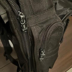 TUMIのカバンの画像