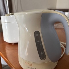 ティファール 電気ポットの画像